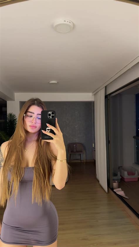 Laura Sahar Porn Videos .
